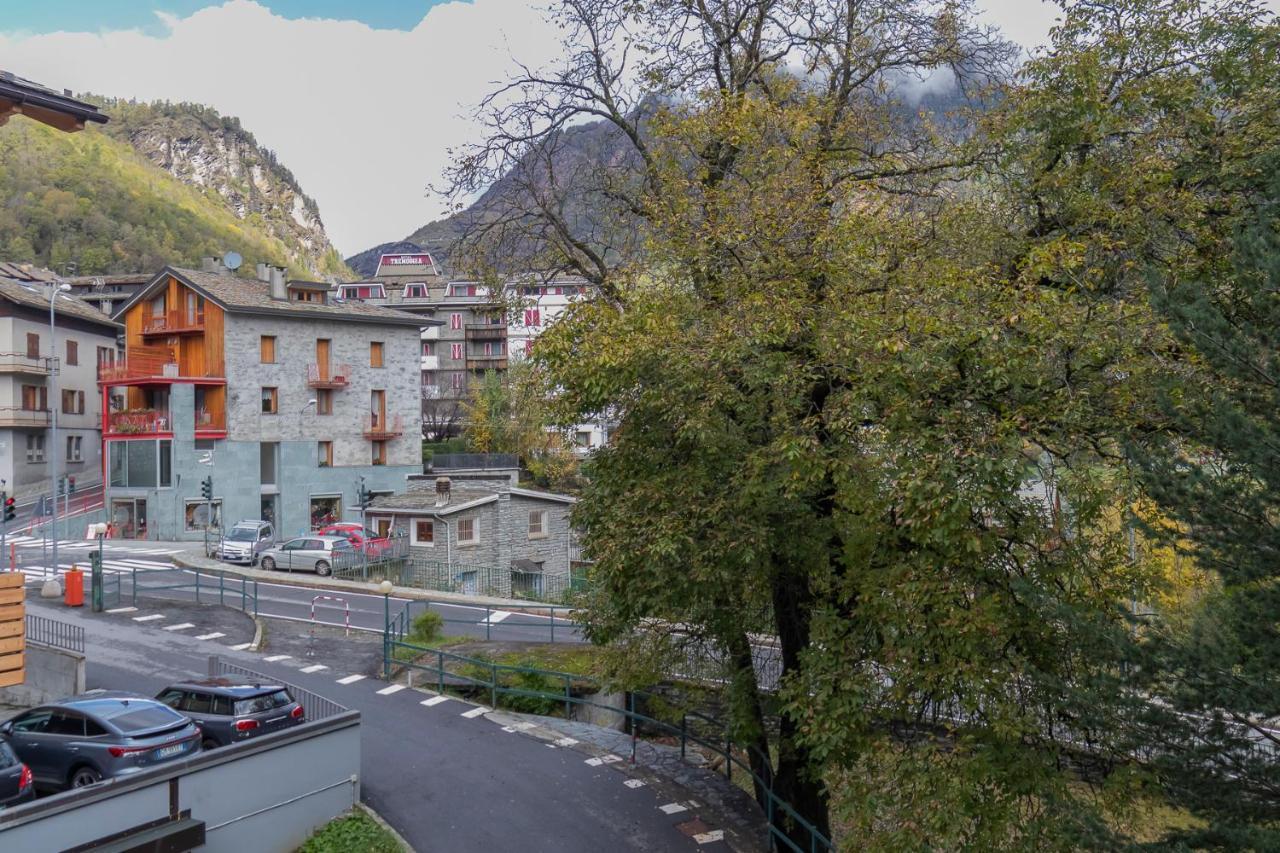 Ihost Flat - Valmalenco Centro Leilighet Chiesa in Valmalenco Eksteriør bilde